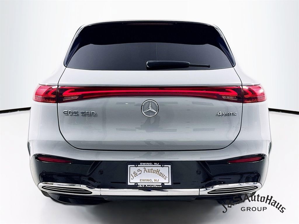 Used 2023 Mercedes-Benz EQS 580 4MATIC SUV image 6