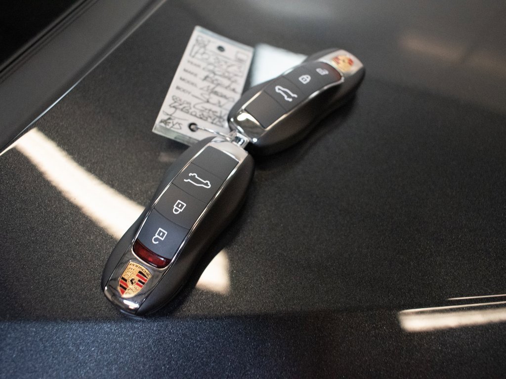 New 2026 Porsche Macan image 31