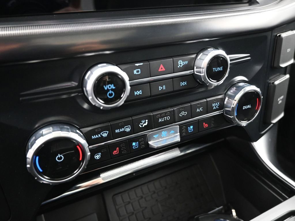 Used 2025 Ford F150 Raptor image 18