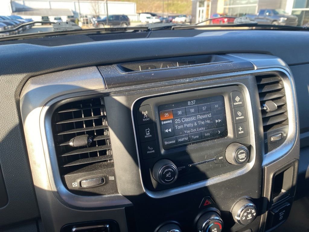 Used 2015 RAM 1500 Big Horn image 12