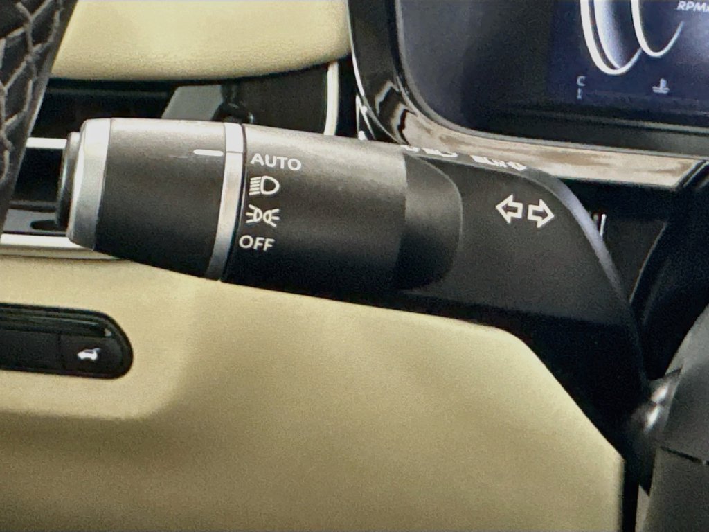 Certified 2023 INFINITI QX60 Sensory w/ Cargo Package AWD/4WD image 15
