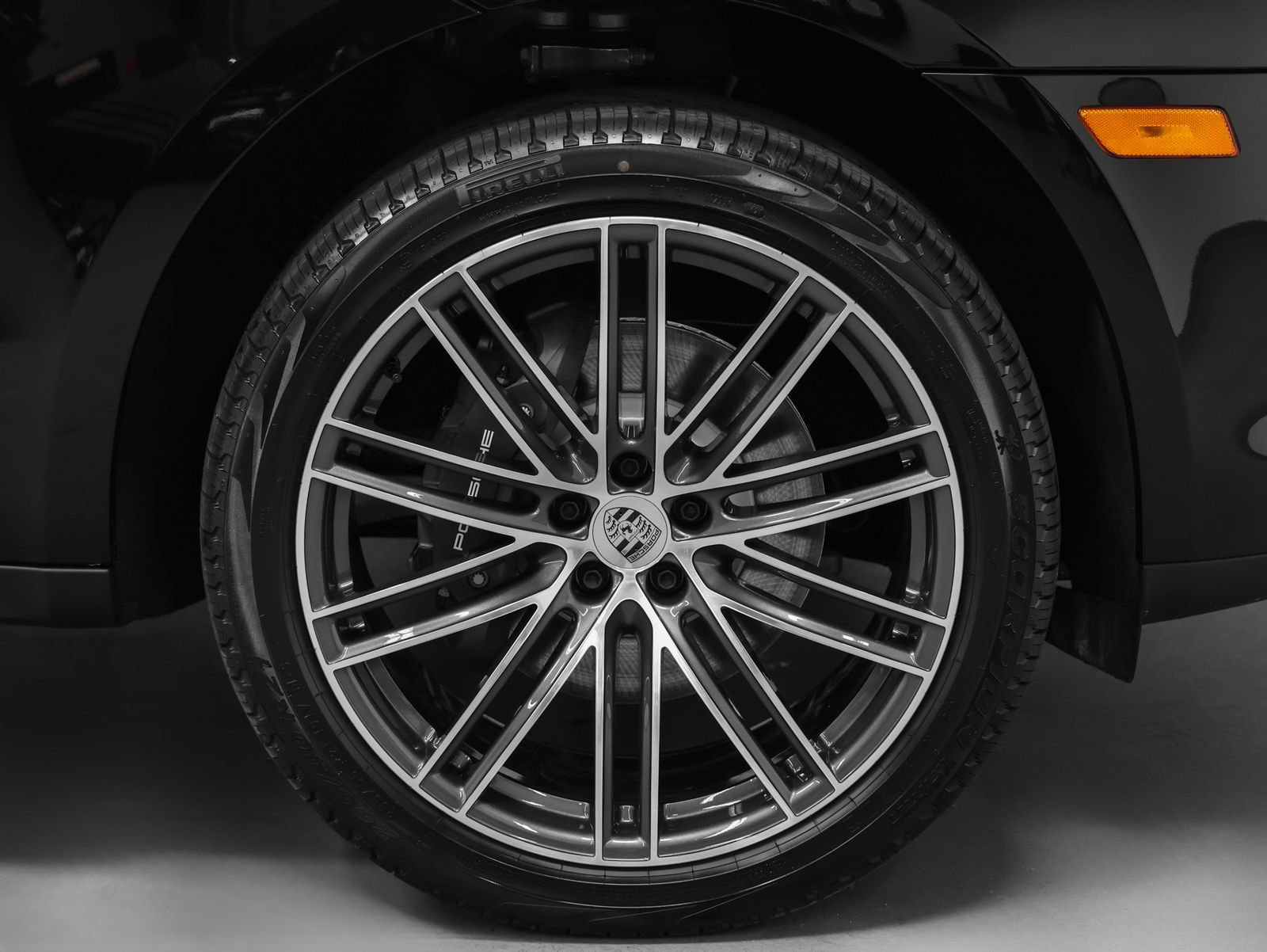 New 2026 Porsche Macan AWD/4WD image 15