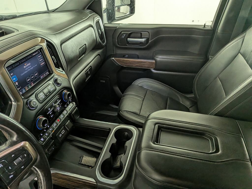 Used 2021 Chevrolet Silverado 3500 High Country w/ Z71 Off-Road Package image 28