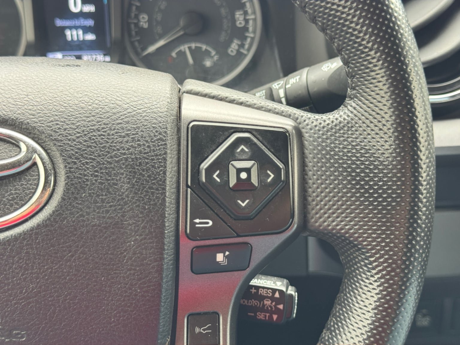 Used 2021 Toyota Tacoma TRD Off-Road w/ Technology Package RWD image 23