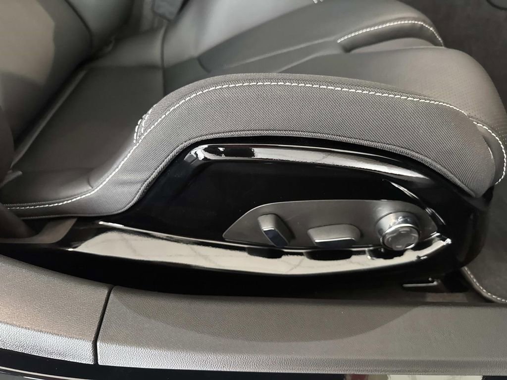 New 2026 Chevrolet Corvette Z06 w/ Battery Protection Package image 23