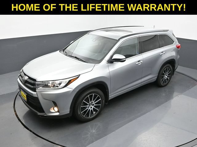 Used 2017 Toyota Highlander SE AWD/4WD image 44