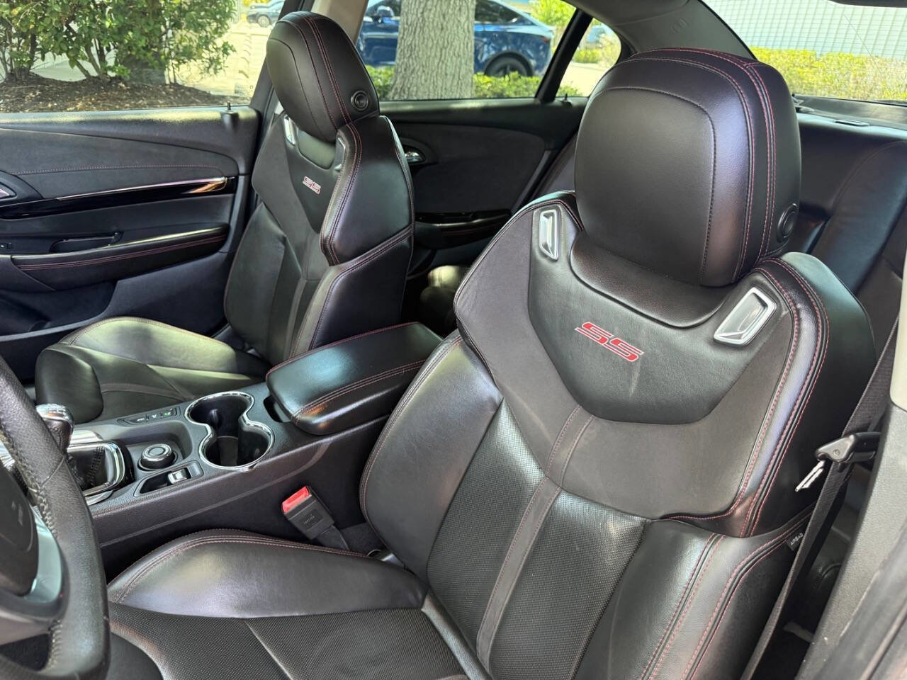 Used 2015 Chevrolet SS RWD image 16