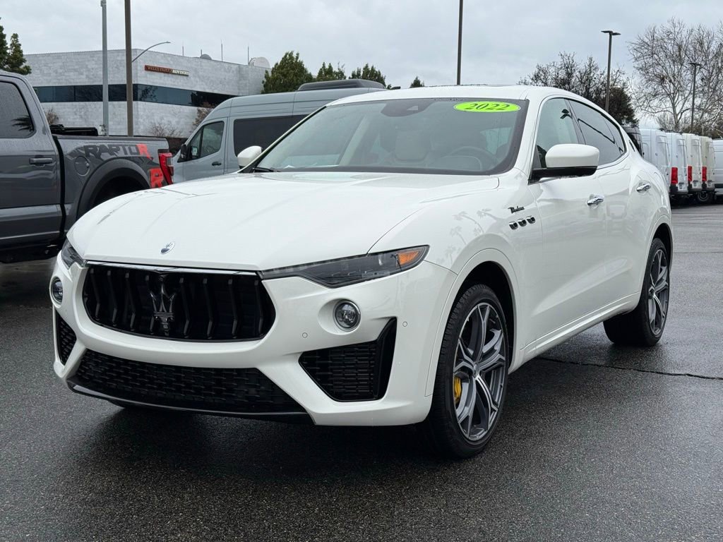 Used 2022 Maserati Levante Modena image 10