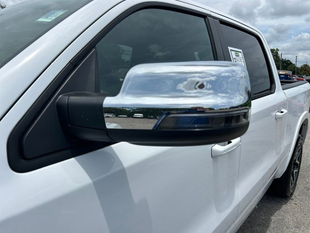 Used 2025 RAM 1500 Laramie AWD/4WD image 20