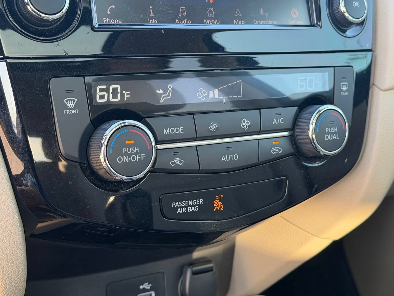 Used 2019 Nissan Rogue SV w/ Sun & Sound Touring Package FWD image 20