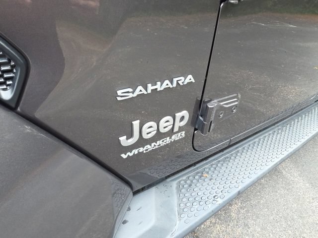 Used 2018 Jeep Wrangler Unlimited Sahara AWD/4WD image 38