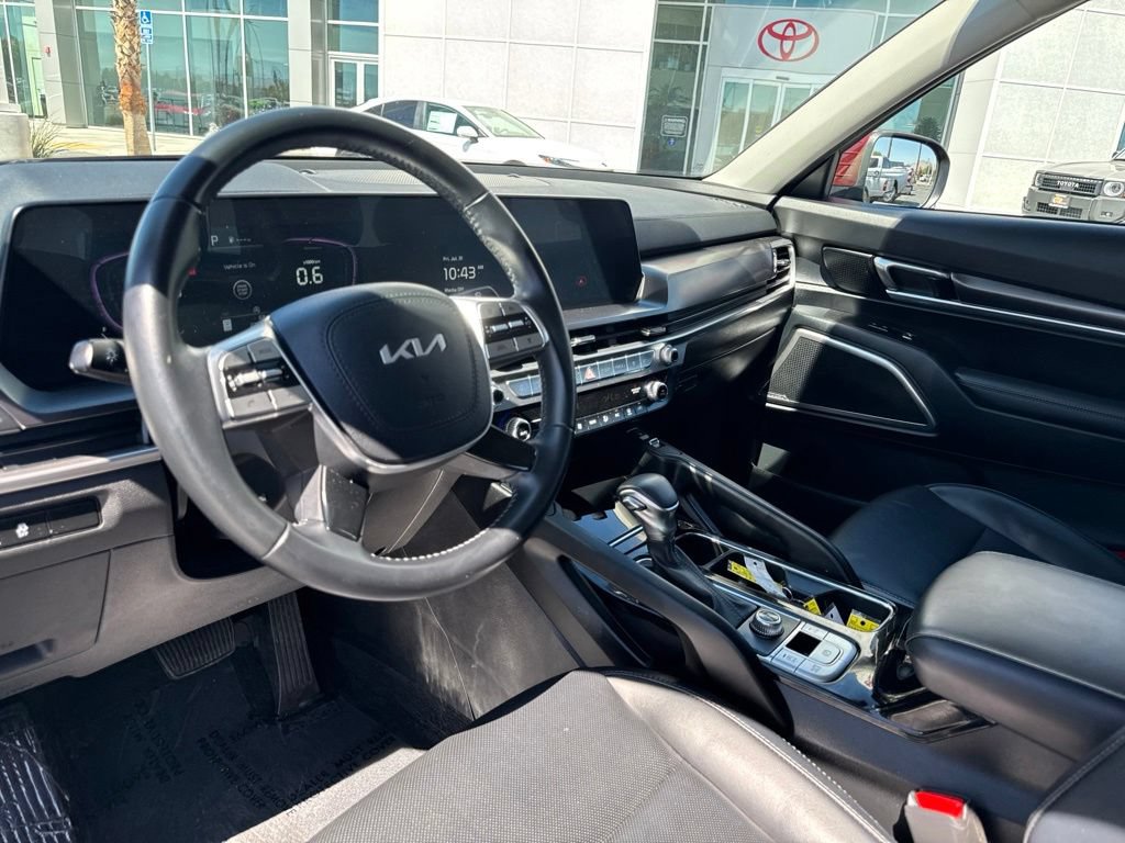 Used 2024 Kia Telluride S w/ S Sunroof Package FWD image 13