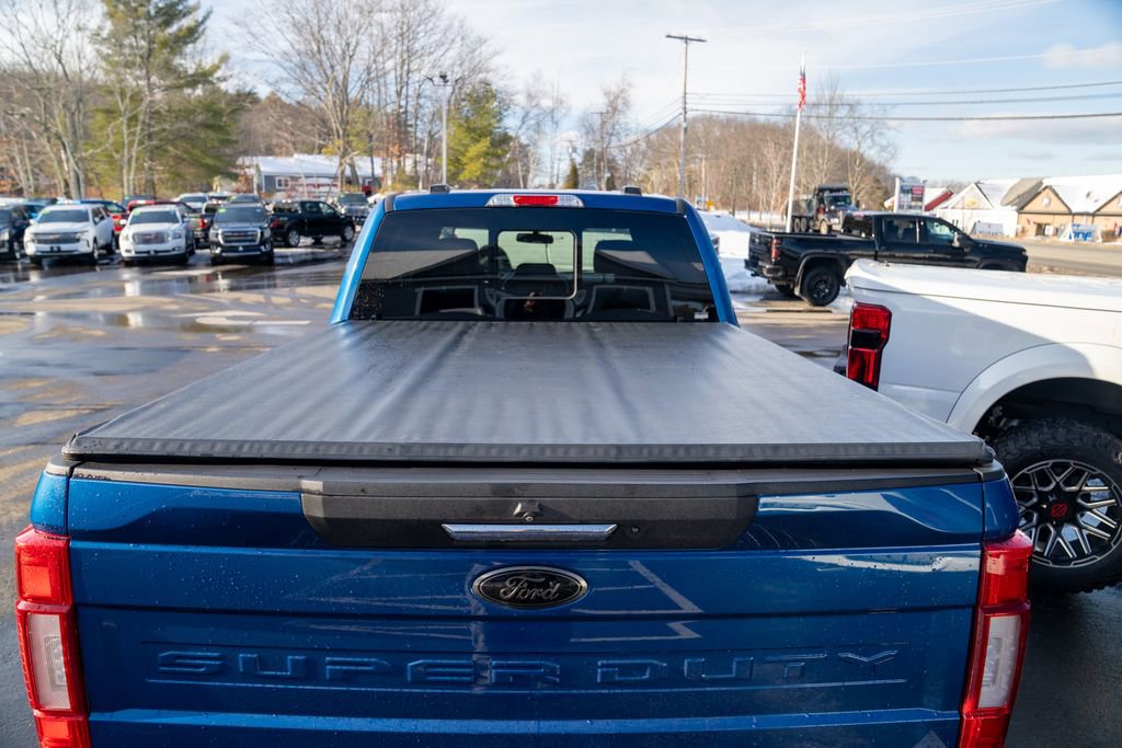 Used 2022 Ford F250 Lariat w/ Black Appearance Package image 6