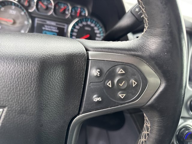 Used 2018 Chevrolet Suburban LT w/ Luxury Package image 26