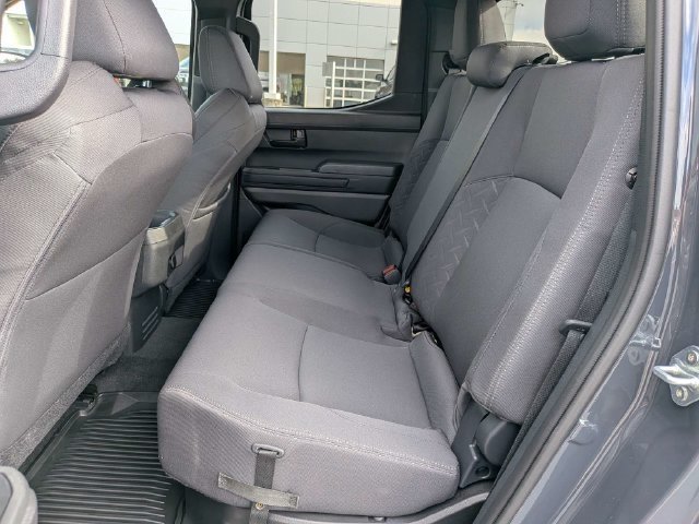 Certified 2024 Toyota Tacoma SR5 AWD/4WD image 9