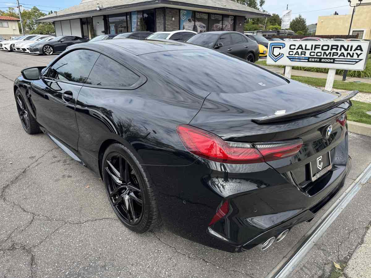Used 2020 BMW M8 Coupe image 3