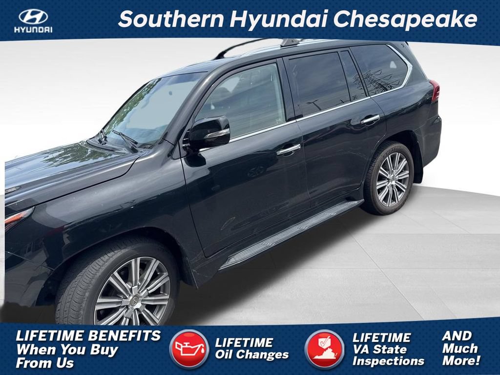 Used 2017 Lexus LX 570 4WD w/ Luxury Package