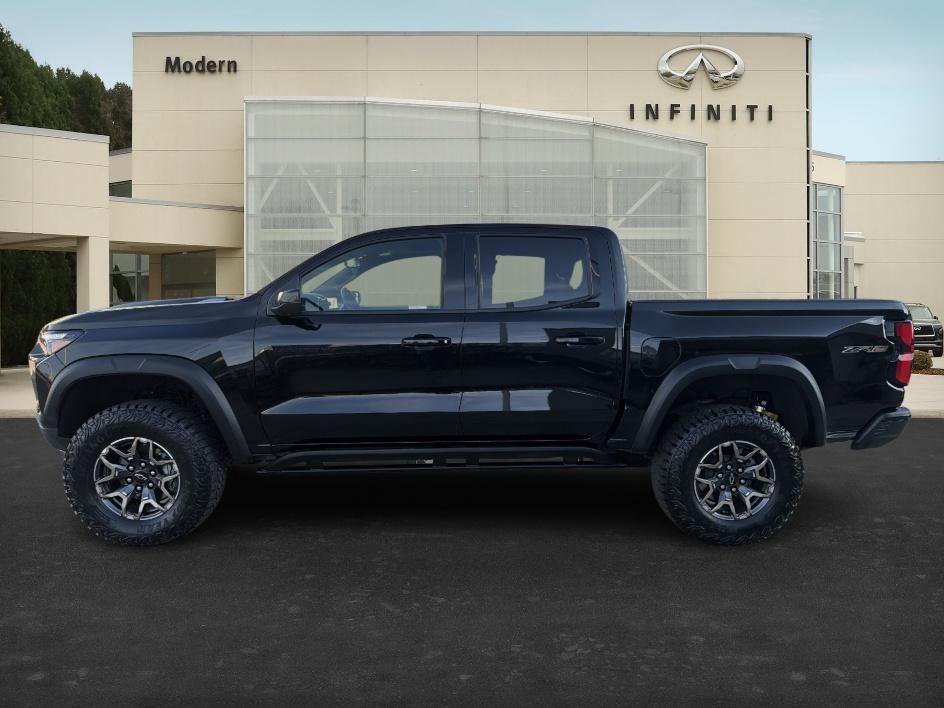 Used 2024 Chevrolet Colorado ZR2 w/ Technology Package image 7