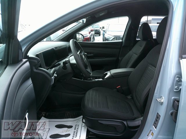 Used 2025 Hyundai Santa Cruz SE image 22