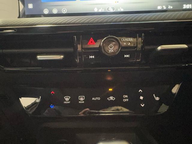 New 2026 Nissan Kicks SR w/ SR Premium Package image 14