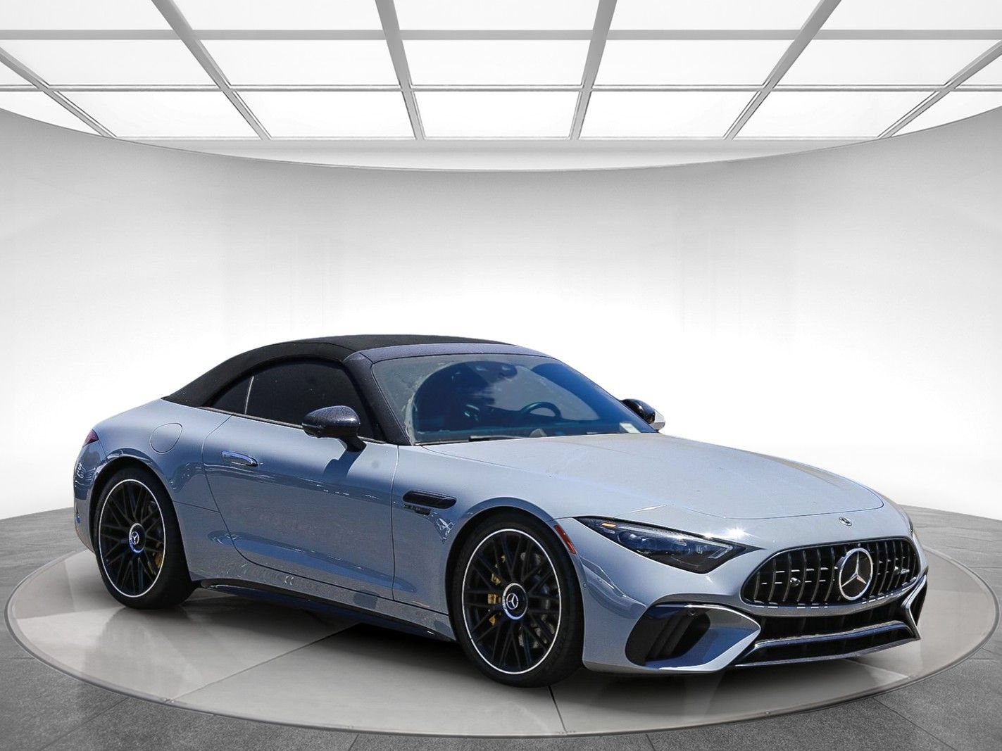 Certified 2022 Mercedes-Benz SL 63 AMG 4MATIC image 4