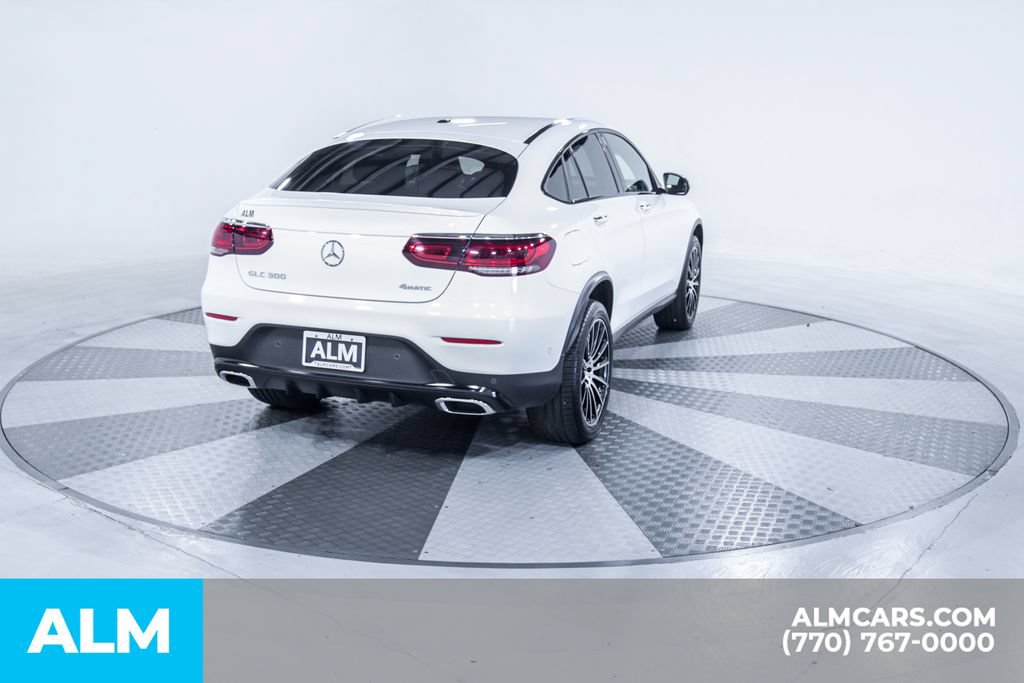Used 2022 Mercedes-Benz GLC 300 4MATIC Coupe image 10