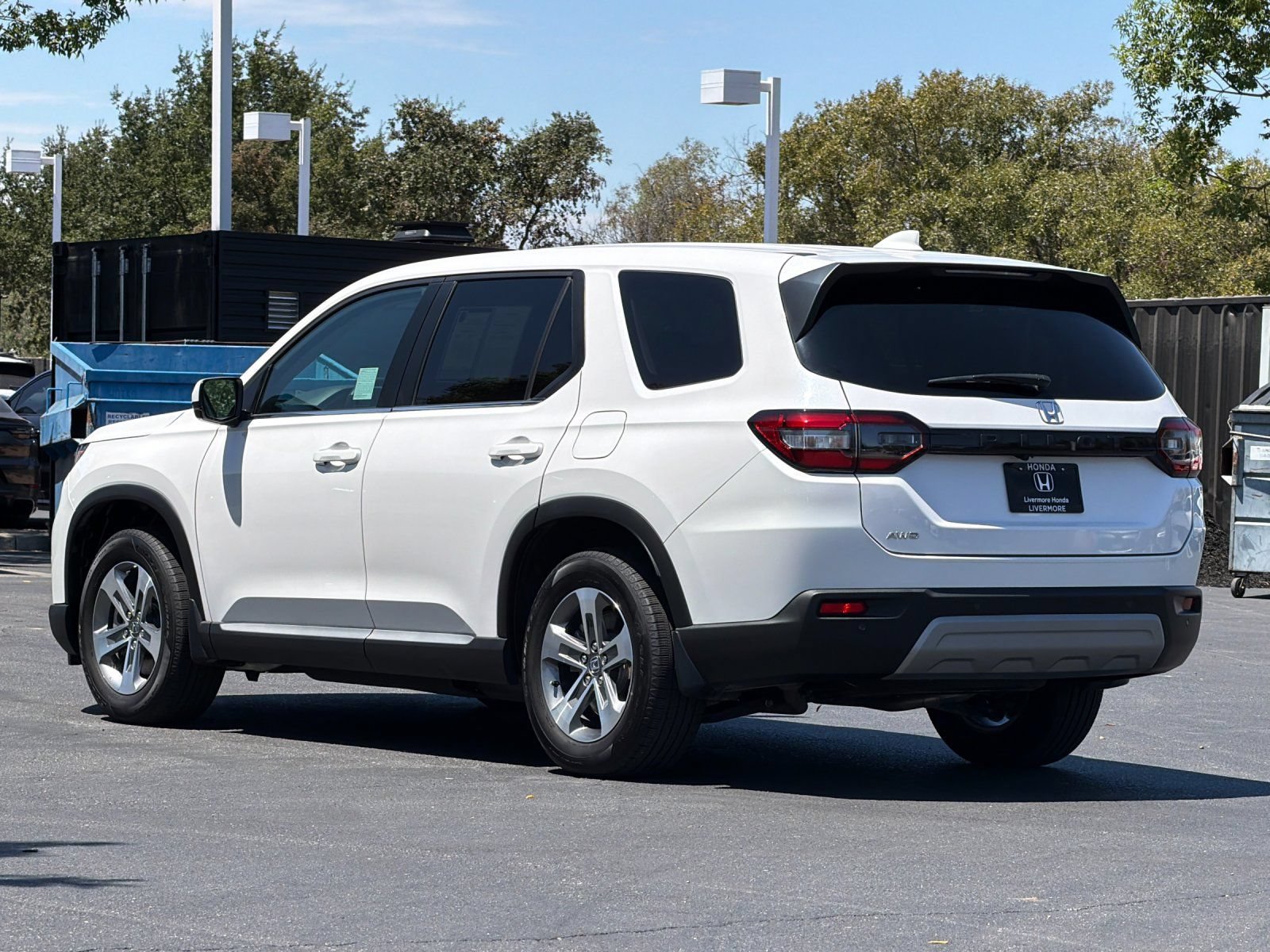 Used 2025 Honda Pilot EX-L image 4