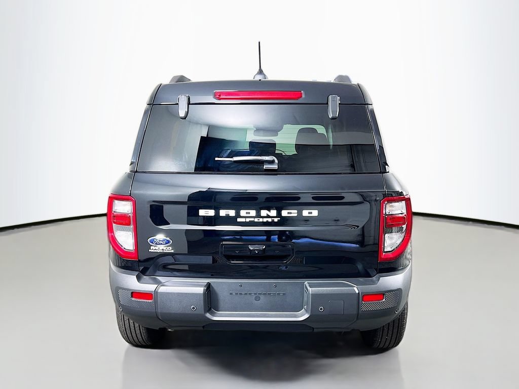 Used 2025 Ford Bronco Sport Outer Banks AWD/4WD image 9