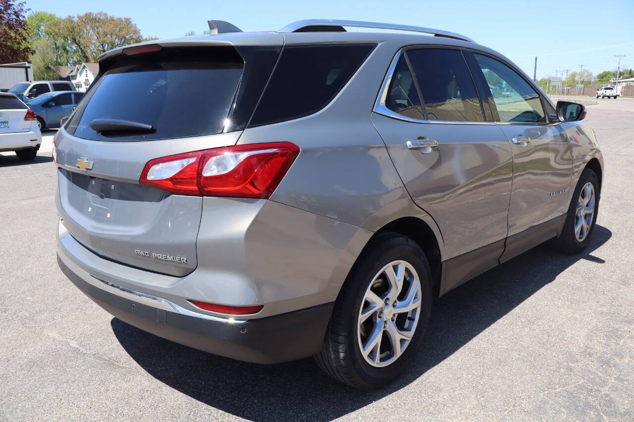 Used 2019 Chevrolet Equinox Premier AWD/4WD image 3