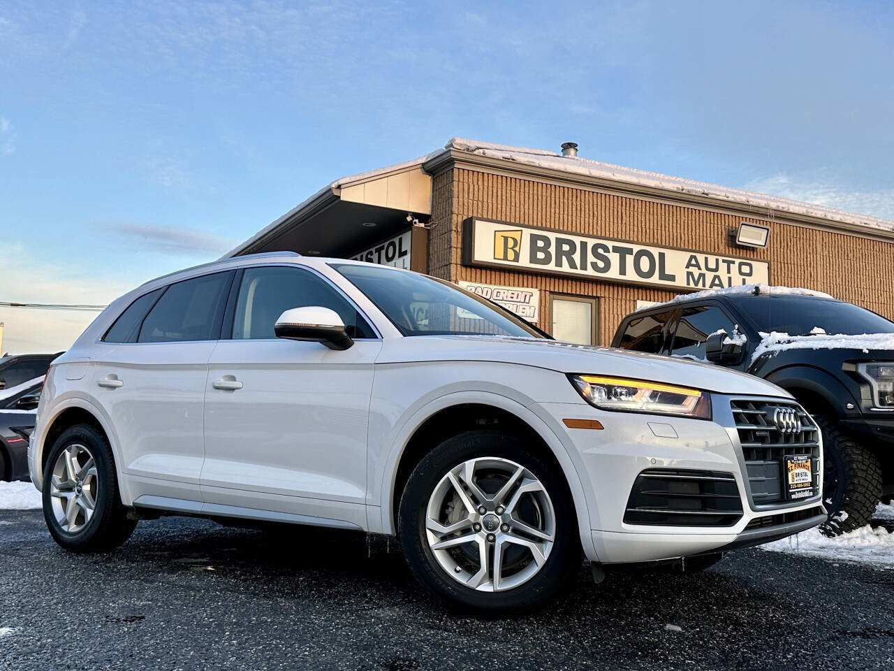 Used 2018 Audi Q5 2.0T Premium Plus w/ Premium Plus Package image 24