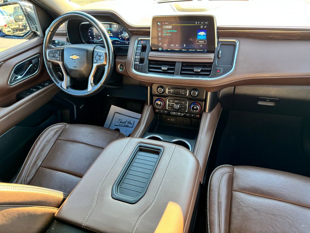 Used 2022 Chevrolet Suburban High Country AWD/4WD image 12