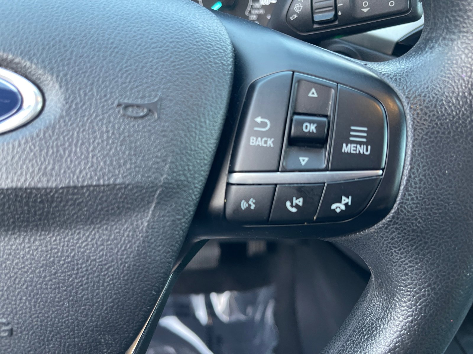 Used 2022 Ford Escape SE image 20