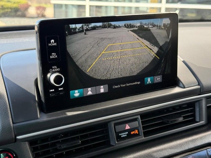 Used 2025 Honda Pilot Touring image 25