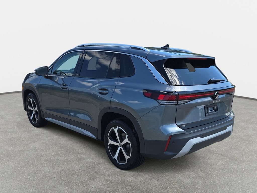 New 2026 Volkswagen Tiguan SE FWD image 7