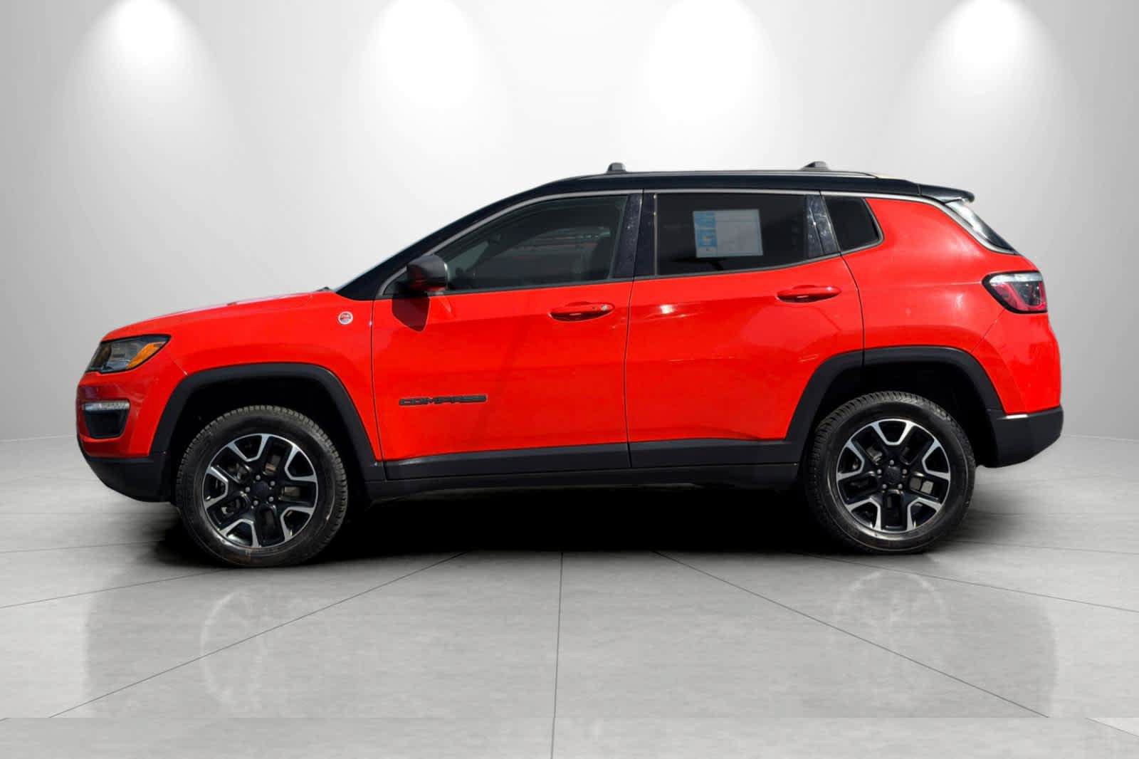 Used 2020 Jeep Compass Trailhawk AWD/4WD image 5