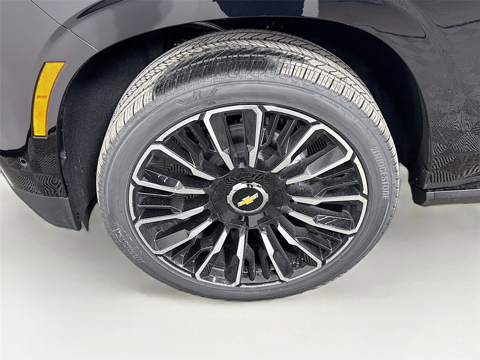 New 2026 Chevrolet Tahoe High Country AWD/4WD image 27