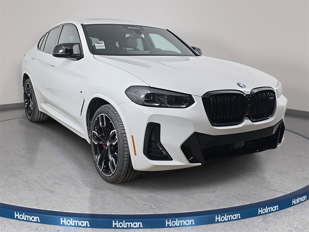 Certified 2024 BMW X4 M40i image 3