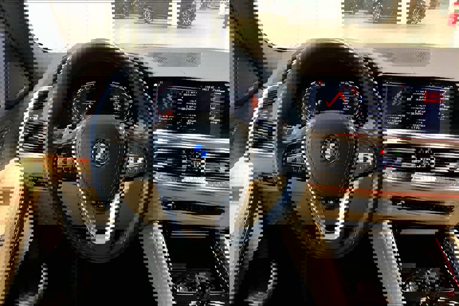 Used 2021 BMW X6 xDrive40i w/ Premium Package image 5