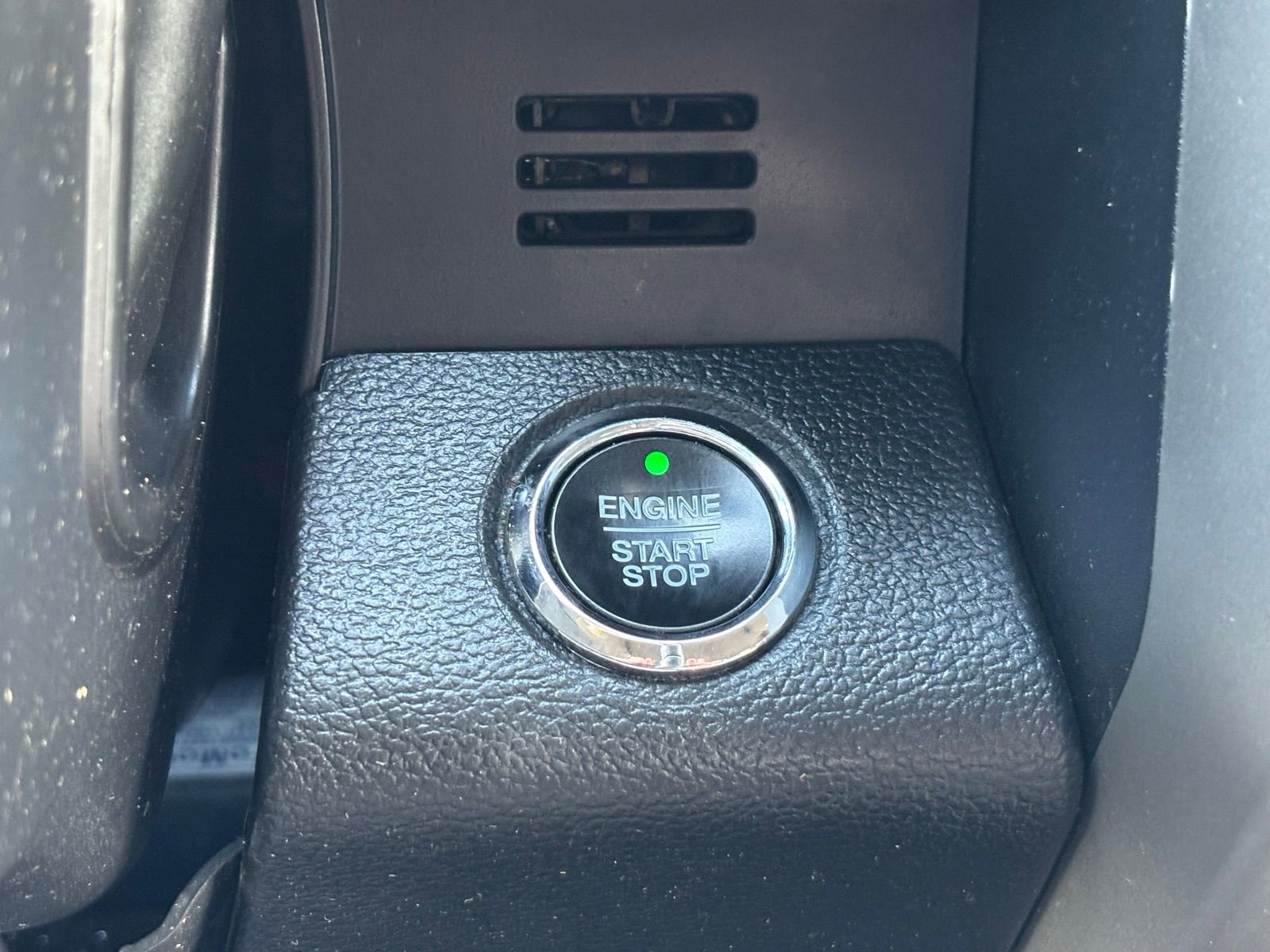 Used 2024 Ford F350 Lariat w/ Lariat Ultimate Package image 26