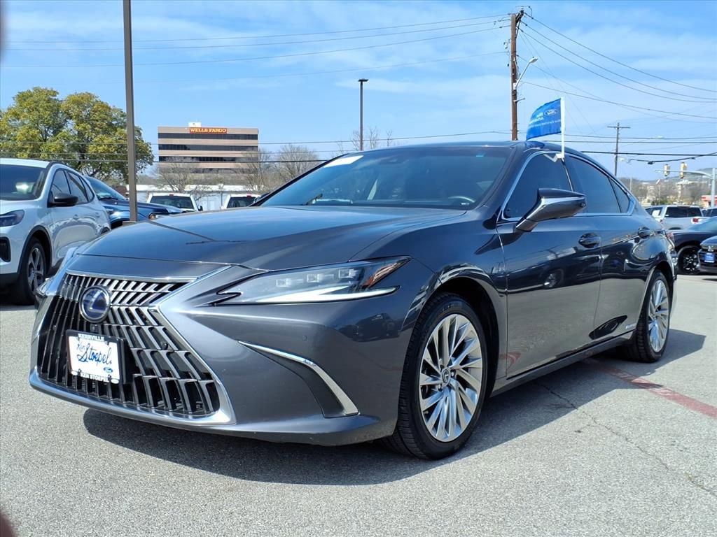 Used 2022 Lexus ES 300h Ultra Luxury w/ Accessory Package 2 image 13