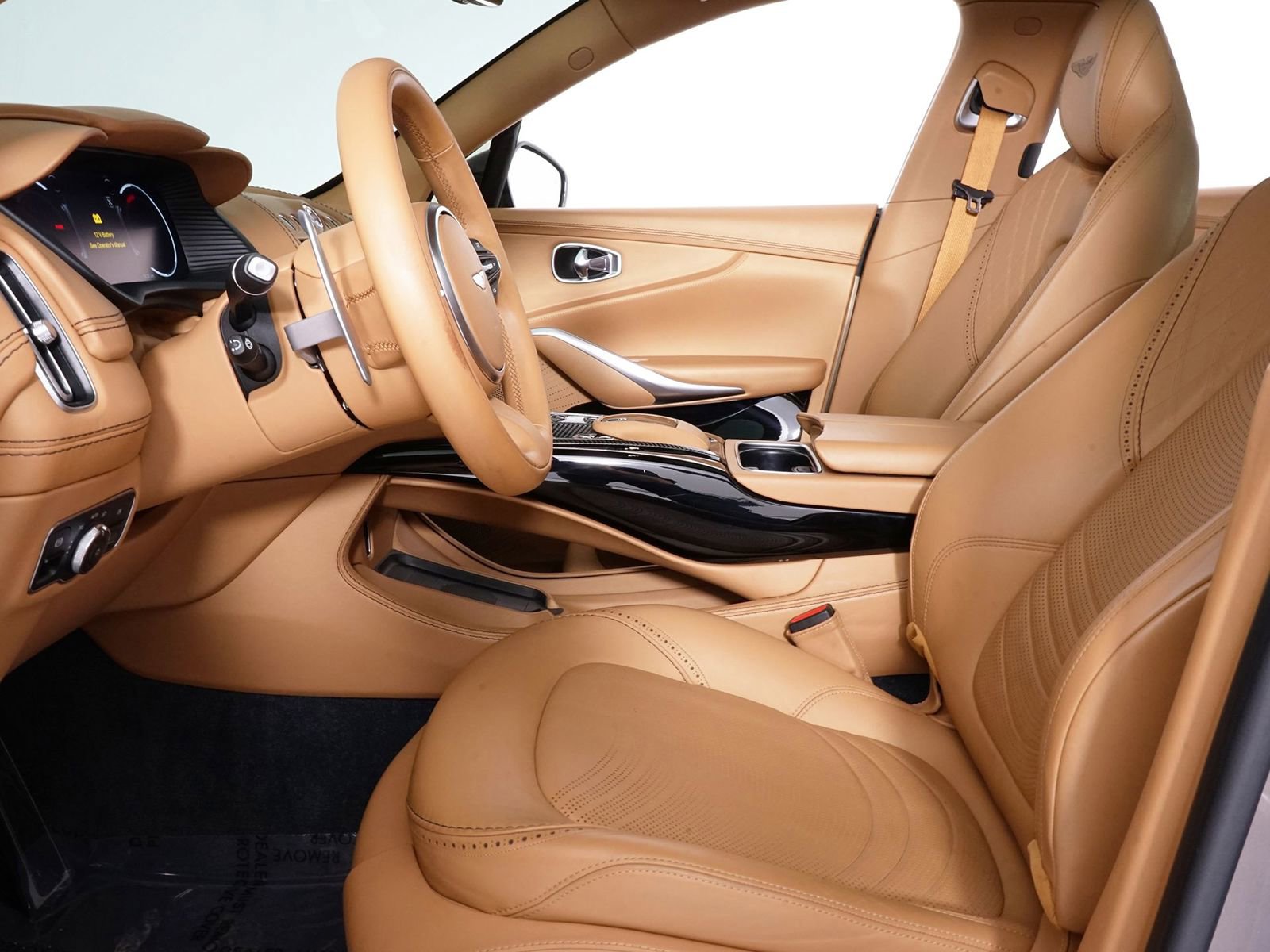 Used 2023 Aston Martin DBX 707 image 4