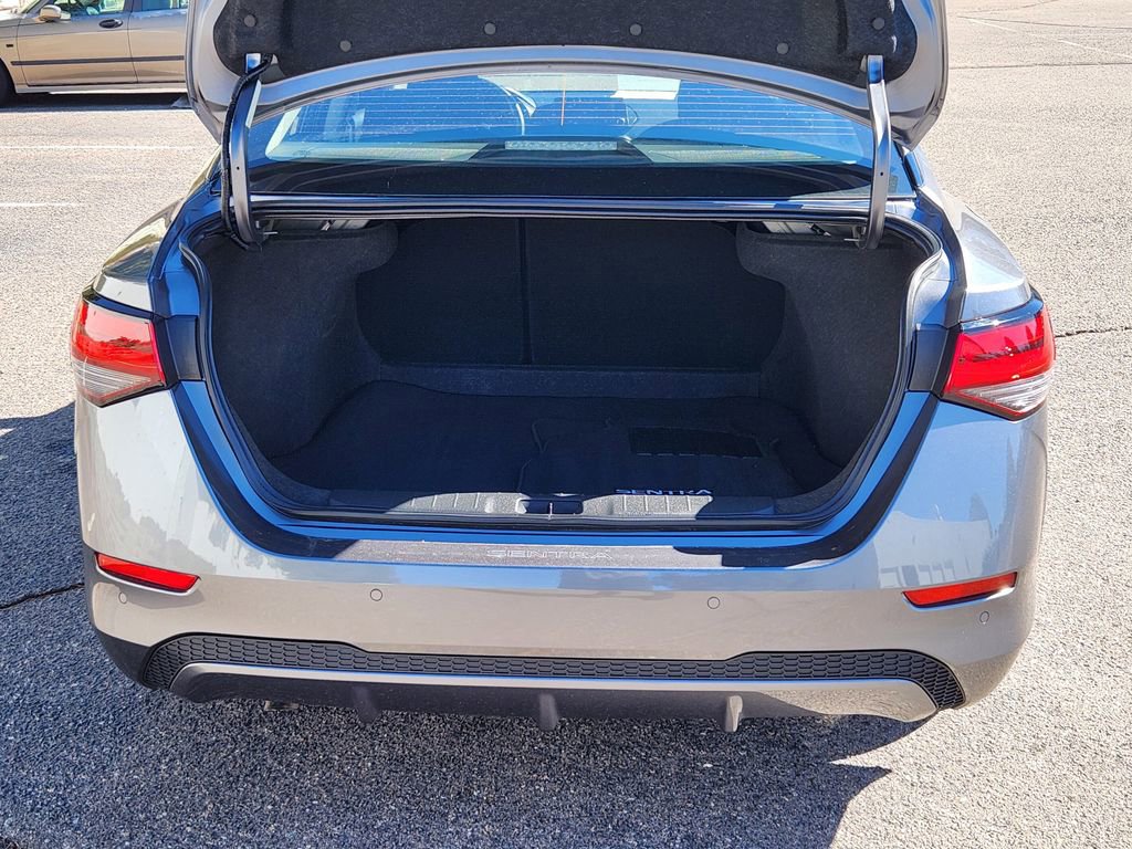 Used 2025 Nissan Sentra S image 14
