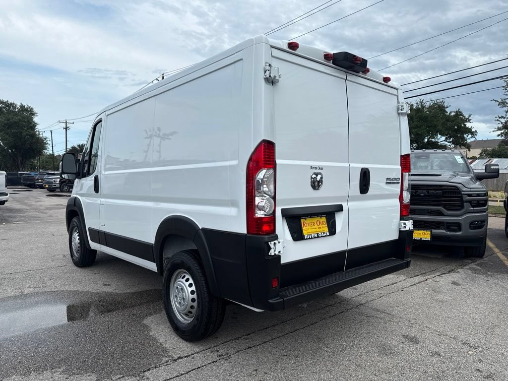 Used 2026 RAM ProMaster 1500 w/ Safety Group FWD image 4