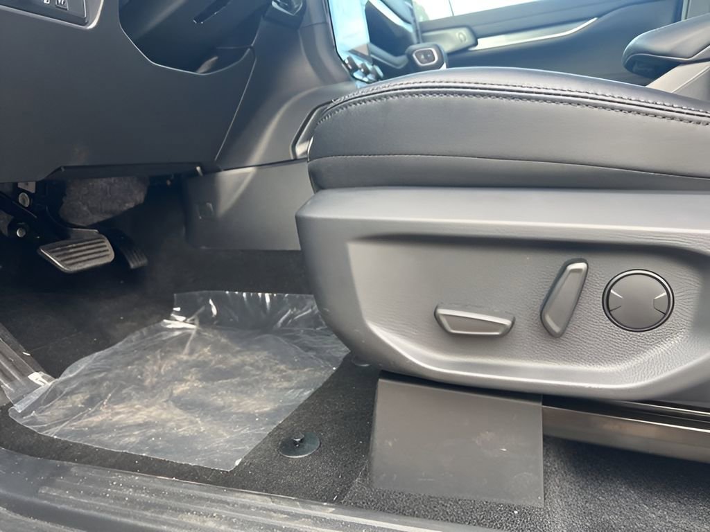 New 2025 Ford Ranger Lariat w/ FX4 Off-Road Package image 24