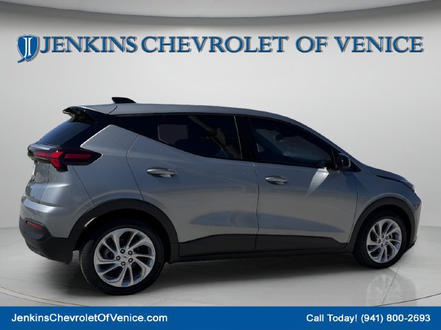 New 2027 Chevrolet Bolt LT FWD image 4