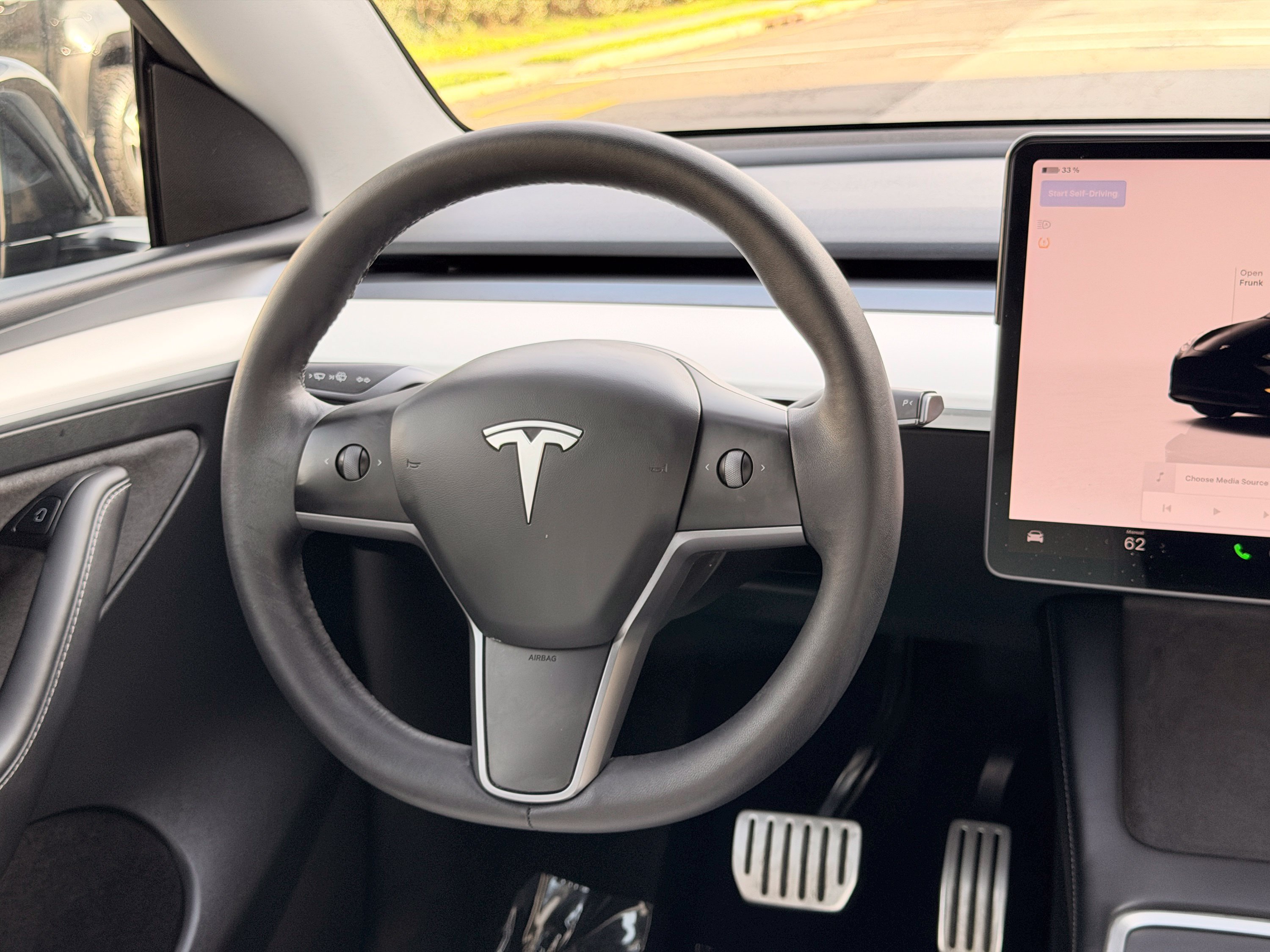 Used 2023 Tesla Model Y Performance AWD/4WD image 28