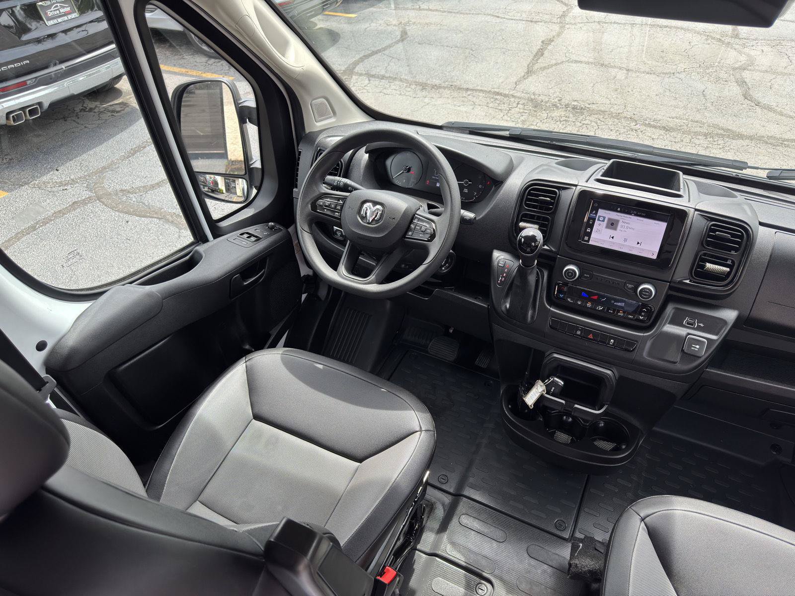 Used 2026 RAM ProMaster 2500 w/ Convenience Group FWD image 17