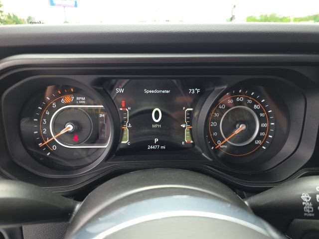 Used 2025 Jeep Wrangler Unlimited Sahara w/ Safety Group AWD/4WD image 21