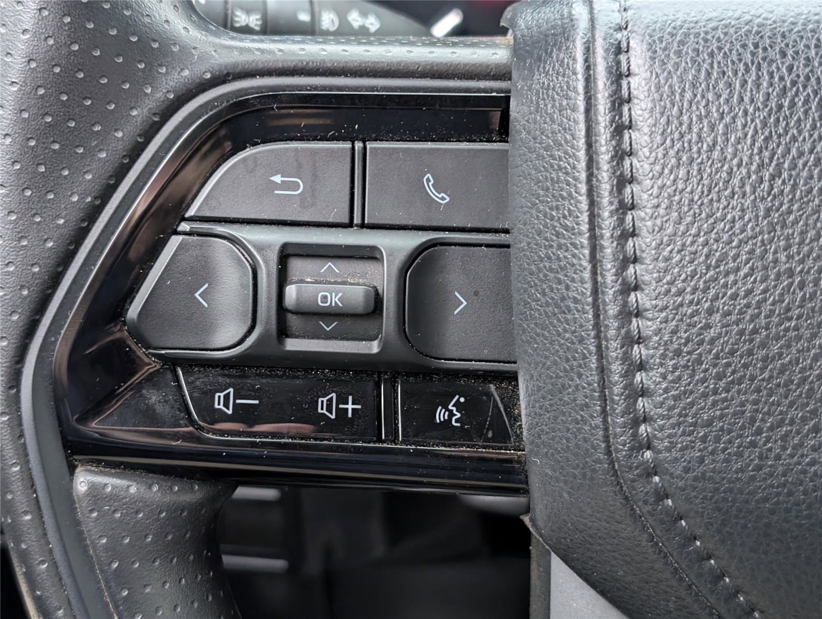 Used 2024 Toyota Tundra SR5 image 23