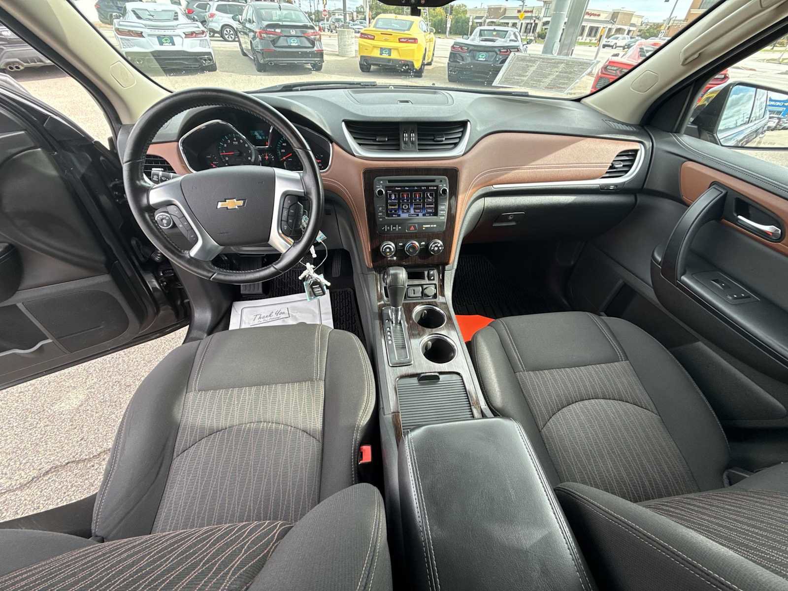Used 2015 Chevrolet Traverse LT w/ Style and Technology Package FWD image 19